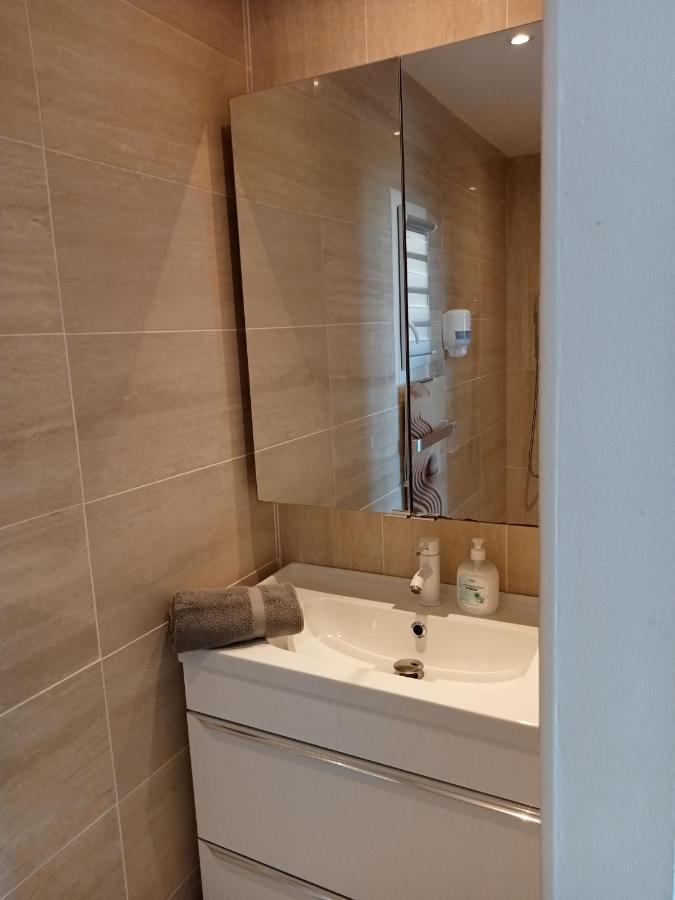 Plomodiern Ti Igwan I Maison A 450M De La Mer מראה חיצוני תמונה